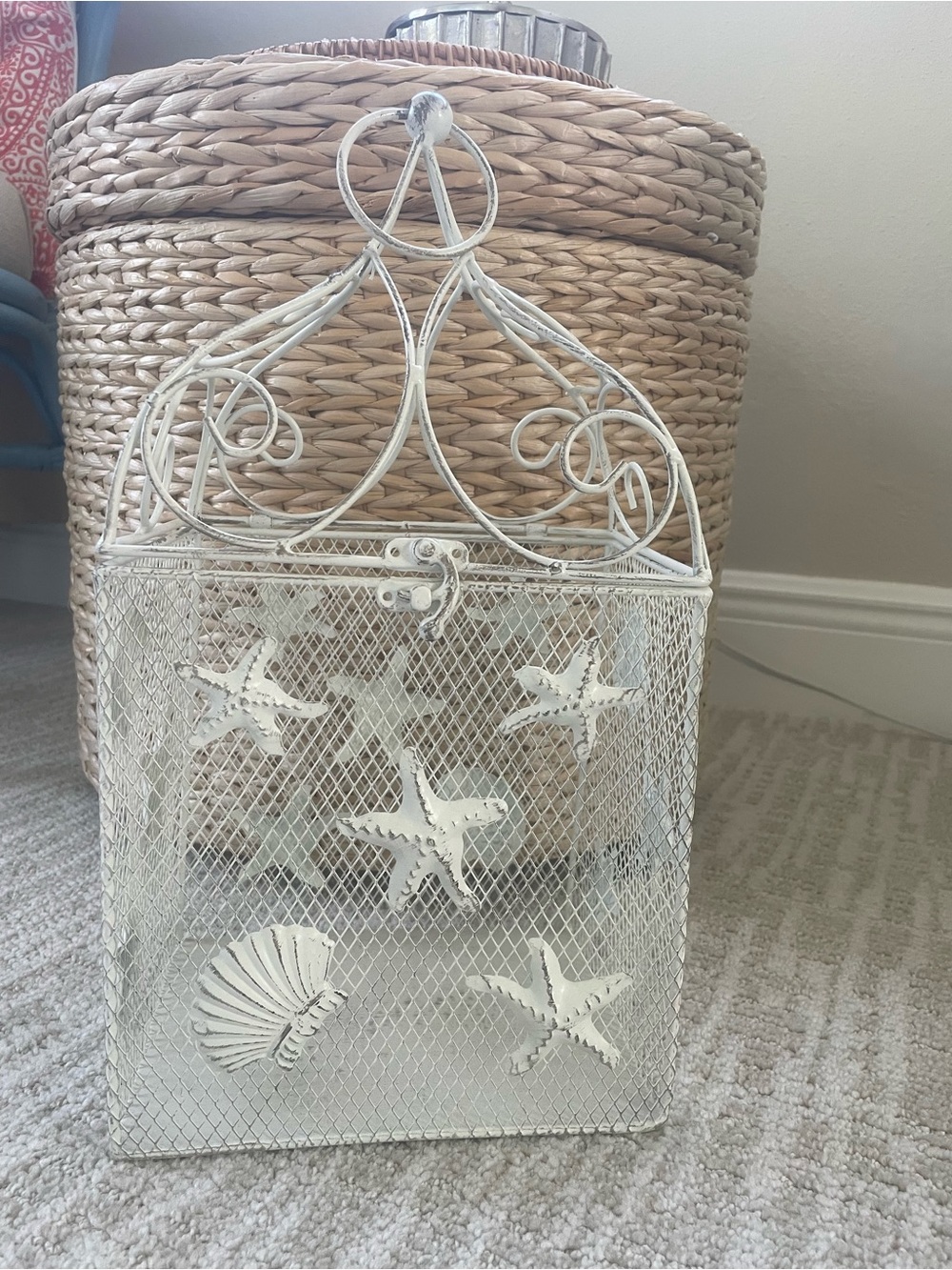 White Coastal Decorative Metal Box with Starfish & Shell Details - Picture 2 of 14